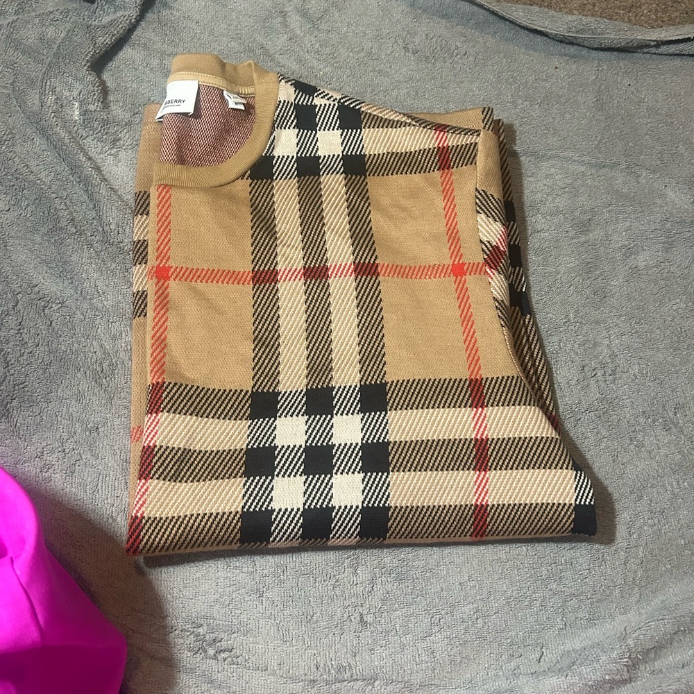 Burberry Beige and Black Checkered Knit.. I HAVE THE RECEIPT
